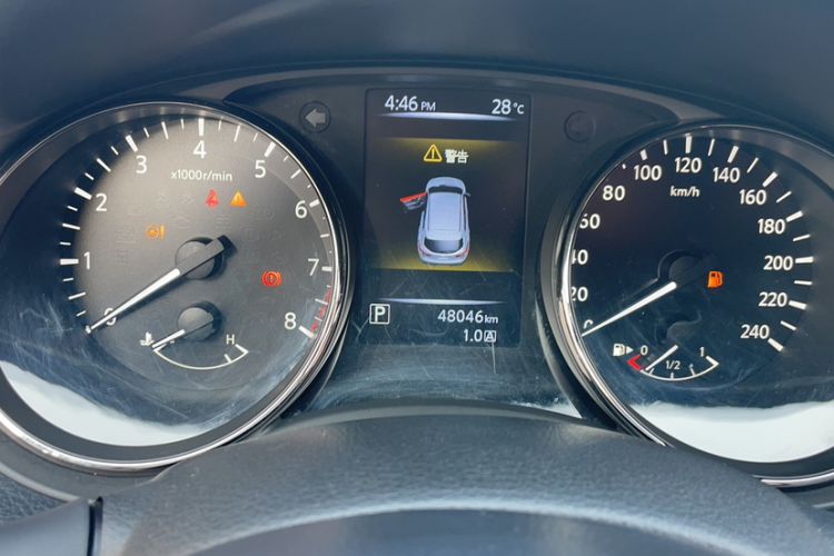Used Nissan Qashqai 2017 2.0L CVT Smart Enjoyment Version China V Standard Odometer Close Up