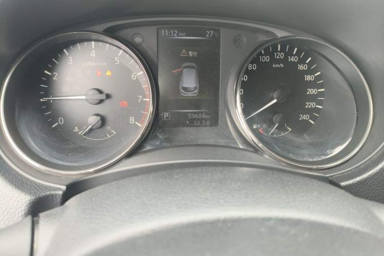 Used Nissan Qashqai 2017 2.0L CVT Smart Enjoyment Version China V Standard Odometer Close Up