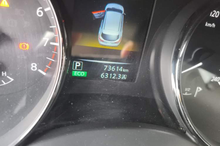Used Nissan Qashqai 2017 2.0L CVT Smart Enjoyment Version China V Standard Odometer Close Up