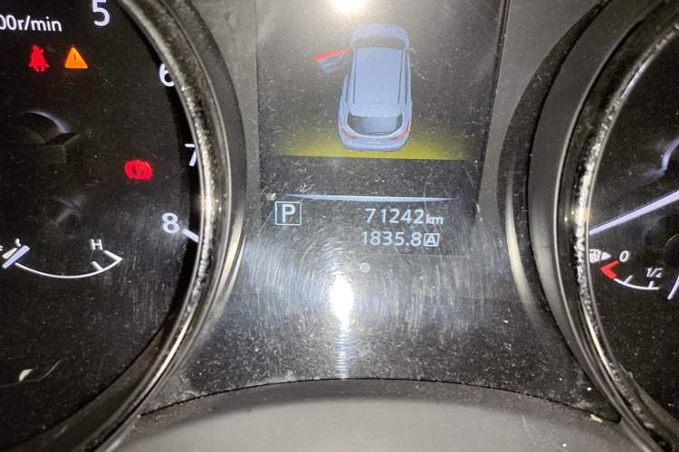 Used Nissan Qashqai 2017 2.0L CVT Elite Edition China V Standard Odometer Close Up