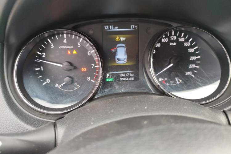 Used Nissan Qashqai 2017 2.0L CVT Luxury Edition China V Standard Odometer Close Up