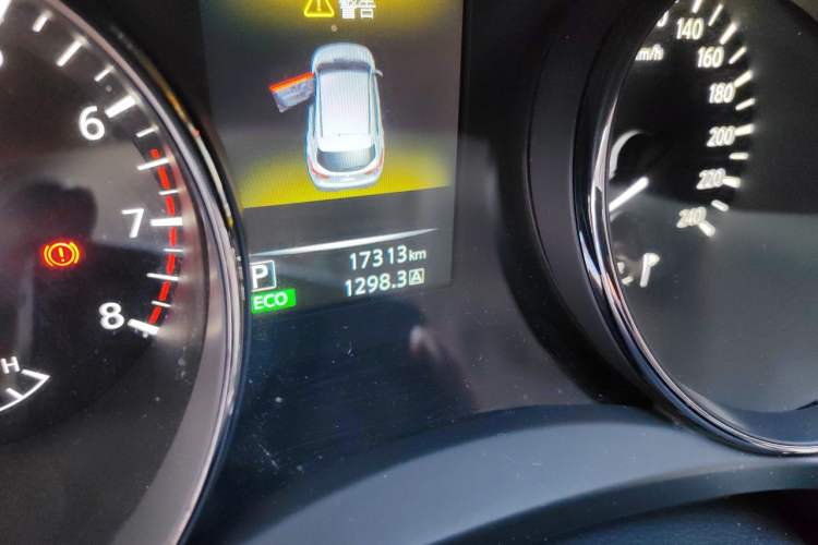 Used Nissan Qashqai 2017 2.0L CVT Smart Enjoyment Version China V Standard Odometer Close Up