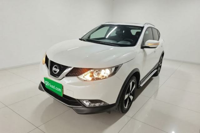 Używany Nissan Qashqai 2017 2.0L CVT Smart Enjoyment Version China V Standard
