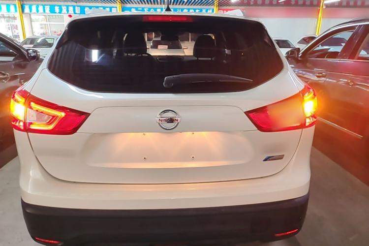 Used Nissan Qashqai 2017 2.0L CVT Smart Enjoyment Version China V Standard Rear