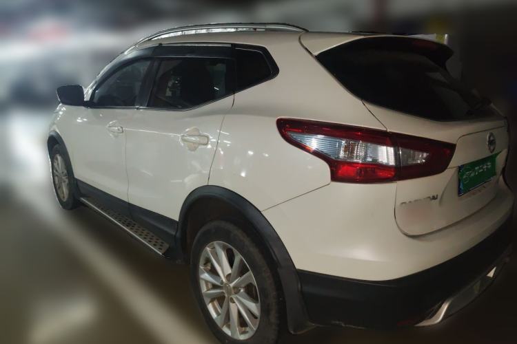 Used Nissan Qashqai 2017 2.0L CVT Elite Edition China V Standard Rear Left 45 Deg