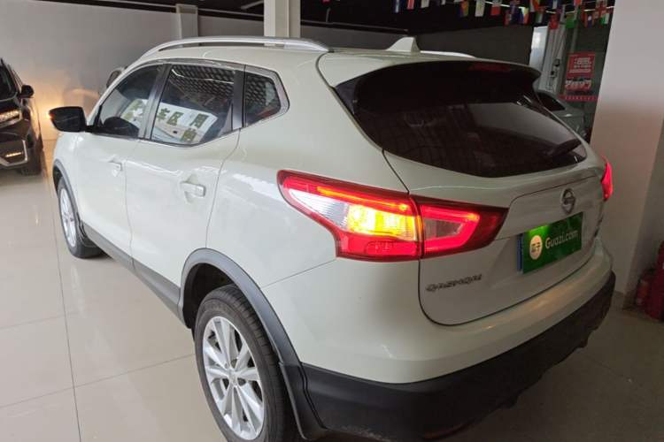 Used Nissan Qashqai 2017 2.0L CVT Elite Edition China V Standard Rear Left 45 Deg