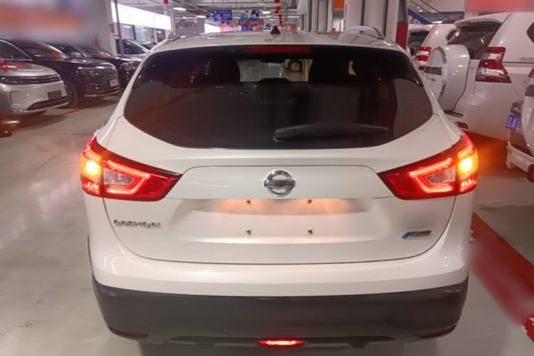Used Nissan Qashqai 2017 2.0L CVT Smart Enjoyment Version China V Standard Rear