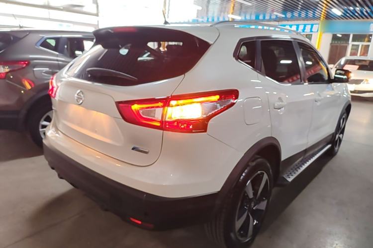 Used Nissan Qashqai 2017 2.0L CVT Smart Enjoyment Version China V Standard Rear Right 45 Deg