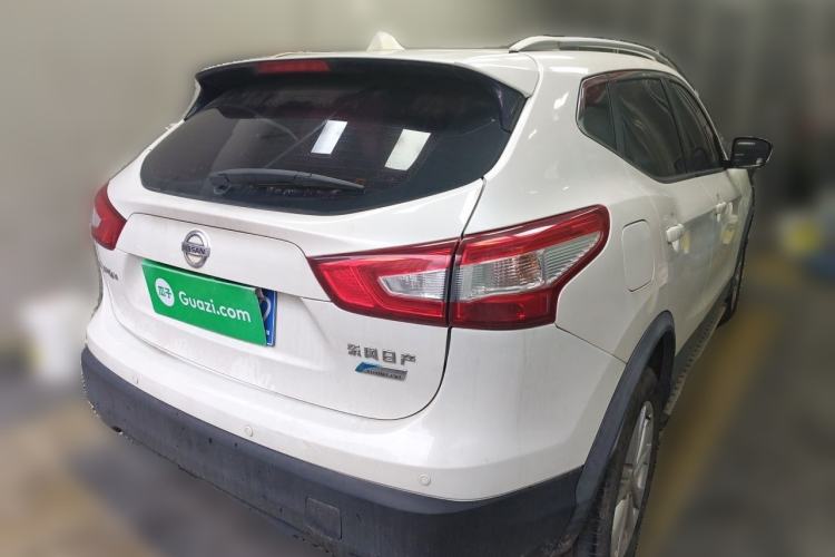 Used Nissan Qashqai 2017 2.0L CVT Elite Edition China V Standard Rear Right 45 Deg
