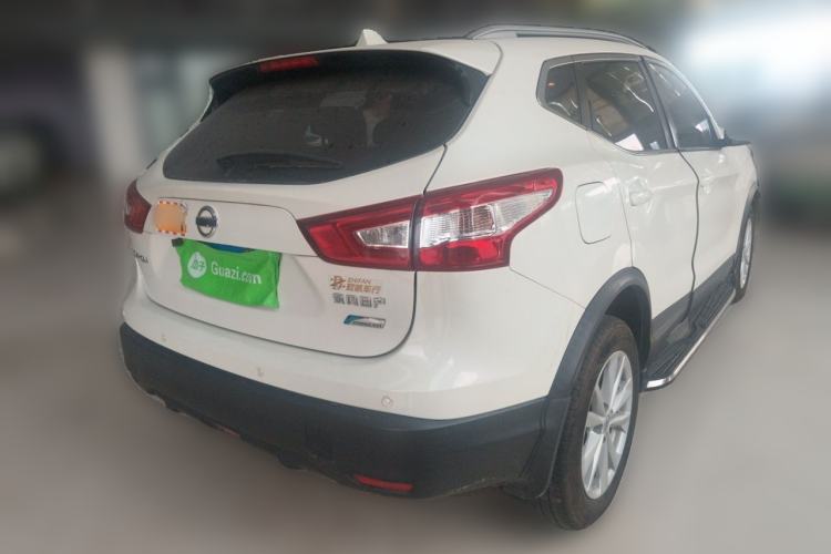 Used Nissan Qashqai 2017 2.0L CVT Elite Edition China V Standard Rear Right 45 Deg