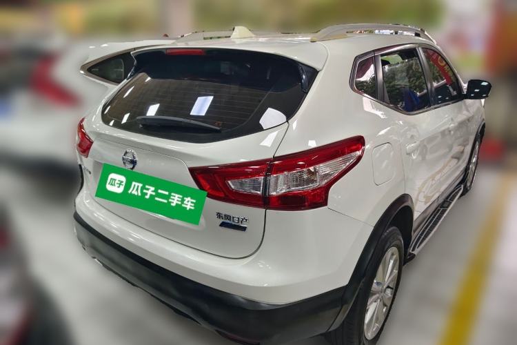Used Nissan Qashqai 2017 2.0L CVT Elite Edition China V Standard Rear Right 45 Deg