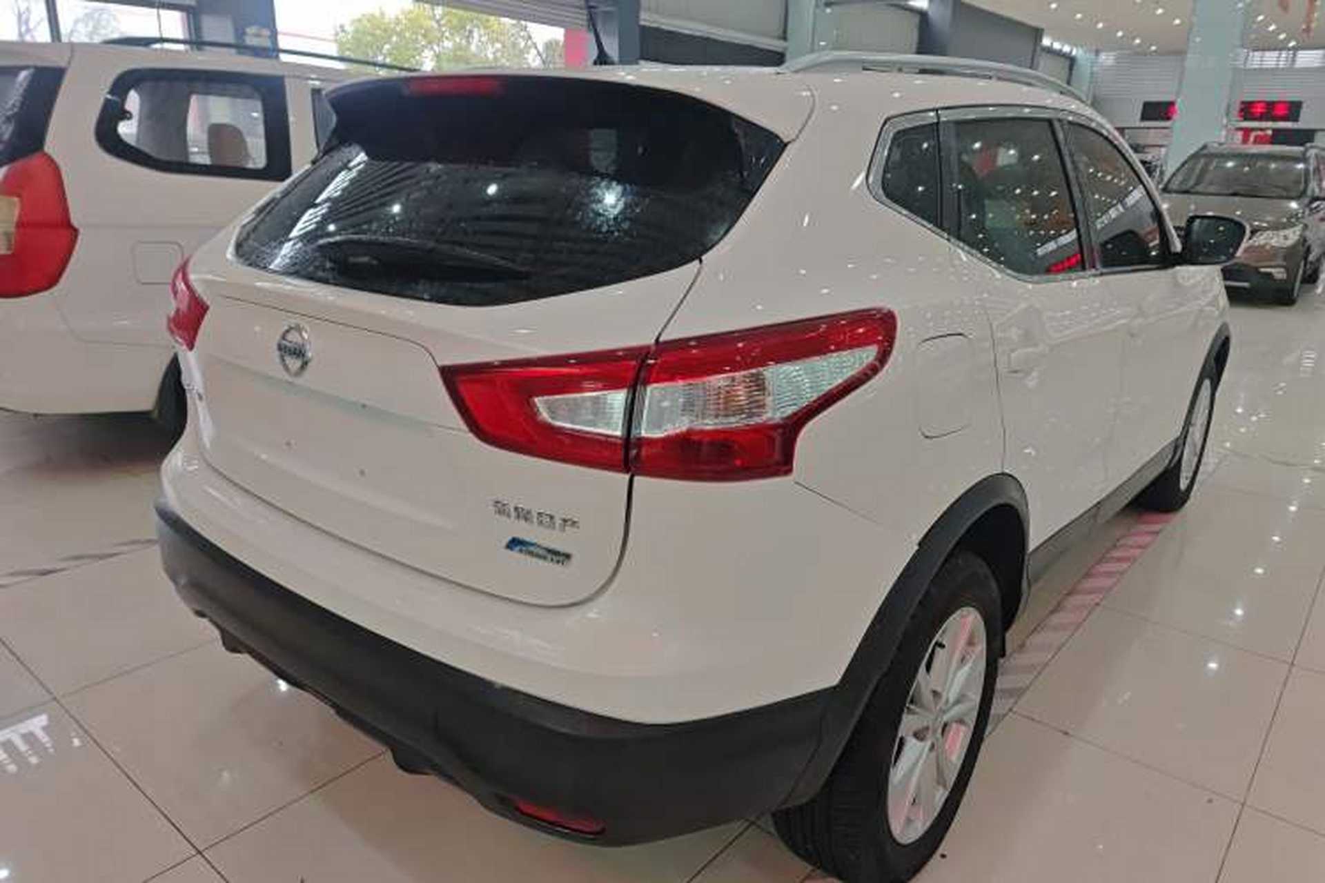 Used Nissan Qashqai 2017 2.0L CVT Elite Edition China V Standard Rear Right 45 Deg