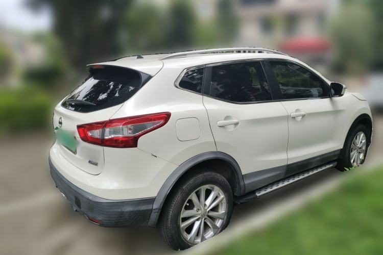 Used Nissan Qashqai 2017 2.0L CVT Elite Edition China V Standard Rear Right 45 Deg