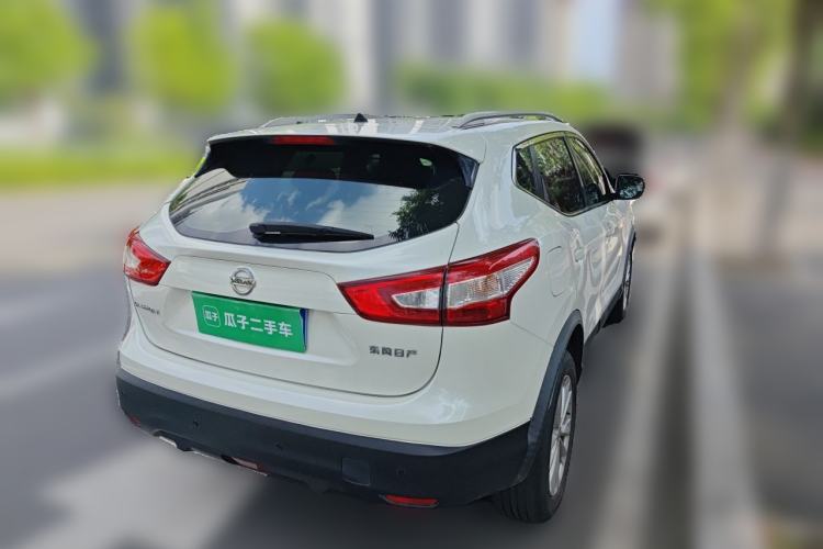 Used Nissan Qashqai 2017 2.0L CVT Elite Edition China V Standard Rear Right 45 Deg