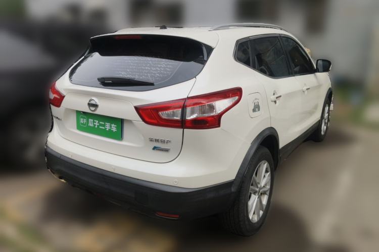 Used Nissan Qashqai 2017 2.0L CVT Elite Edition China V Standard Rear Right 45 Deg