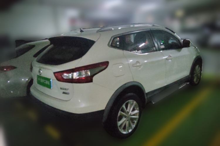 Used Nissan Qashqai 2017 2.0L CVT Elite Edition China V Standard Rear Right 45 Deg