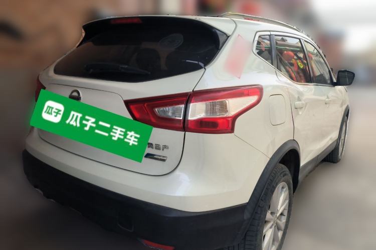 Used Nissan Qashqai 2017 2.0L CVT Elite Edition China V Standard Rear Right 45 Deg