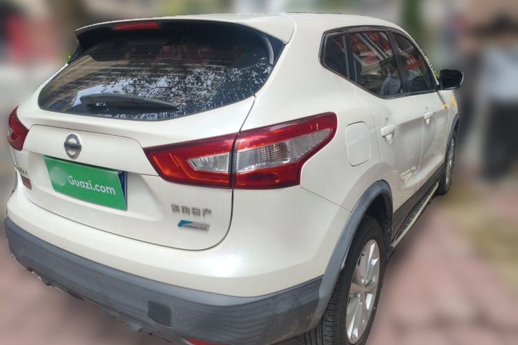 Used Nissan Qashqai 2017 2.0L CVT Elite Edition China V Standard Rear Right 45 Deg