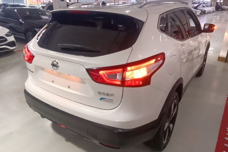 Used Nissan Qashqai 2017 2.0L CVT Smart Enjoyment Version China V Standard Rear Right 45 Deg