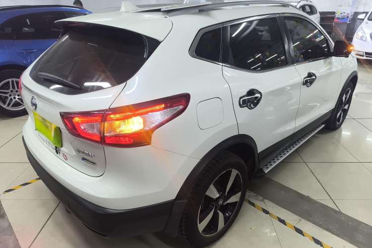 Used Nissan Qashqai 2017 2.0L CVT Smart Enjoyment Version China V Standard Rear Right 45 Deg