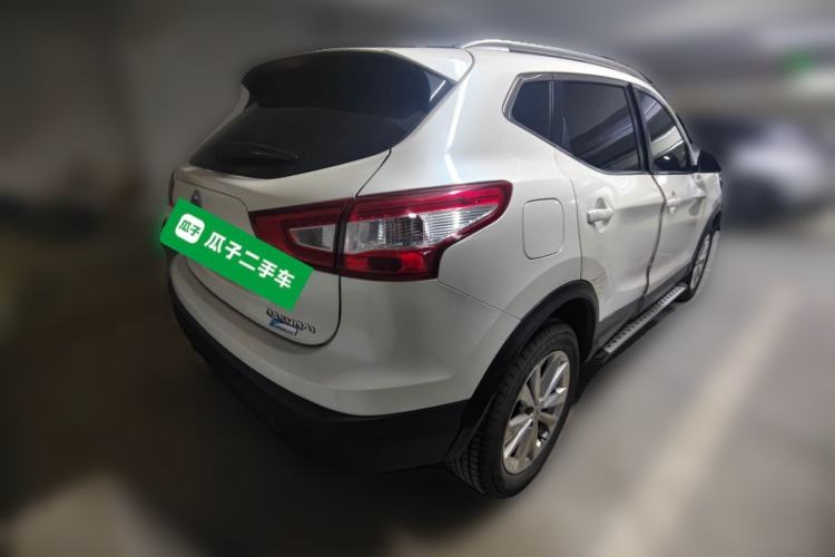 Used Nissan Qashqai 2017 2.0L CVT Elite Edition China V Standard Rear Right 45 Deg