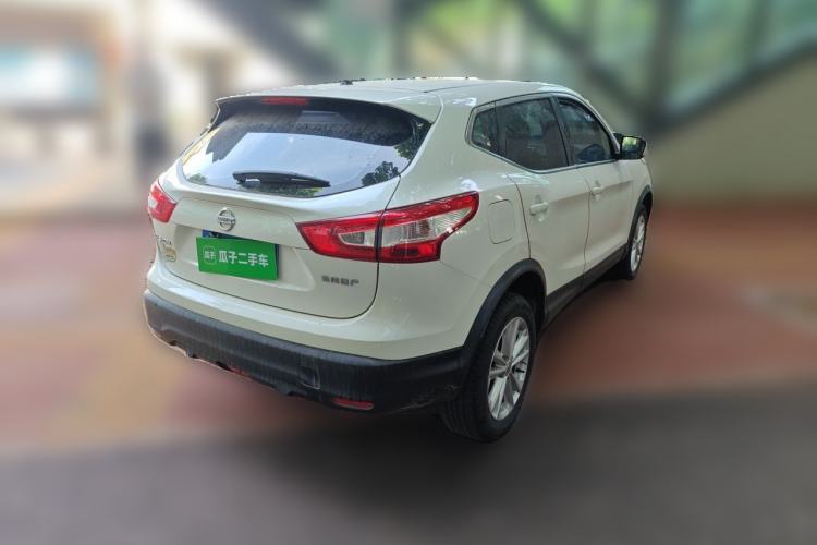Used Nissan Qashqai 2017 1.2T Manual Fashion Edition Rear Right 45 Deg