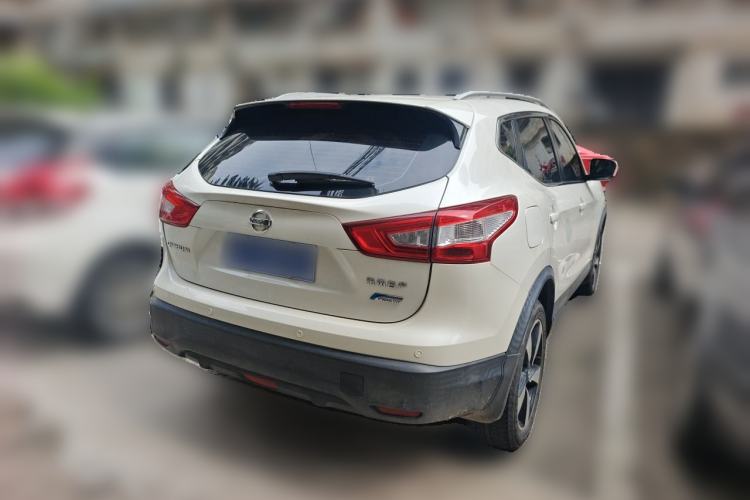 Used Nissan Qashqai 2017 2.0L CVT Elite Edition China V Standard Rear Right 45 Deg