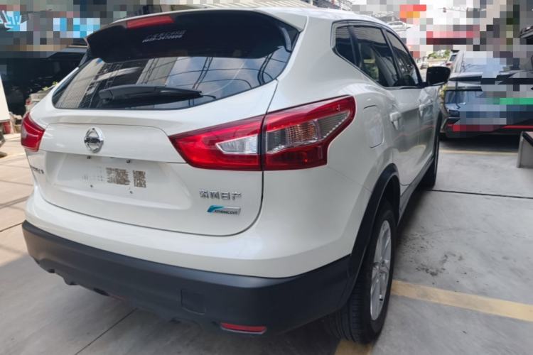 Used Nissan Qashqai 2017 2.0L CVT Elite Edition China V Standard Rear Right 45 Deg