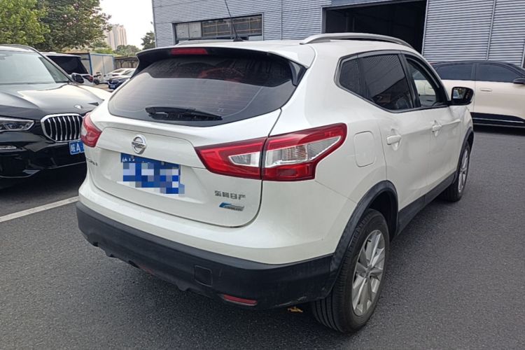 Used Nissan Qashqai 2017 2.0L CVT Elite Edition China V Standard Rear Right 45 Deg