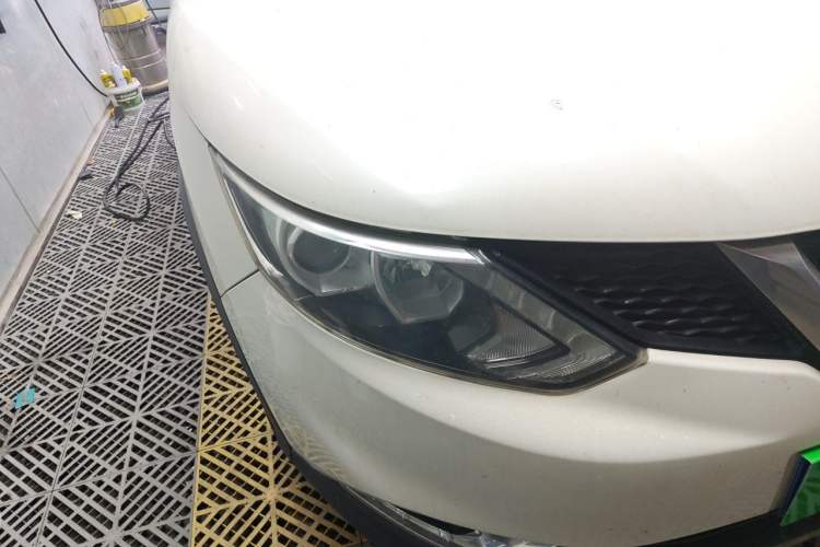 Used Nissan Qashqai 2017 2.0L CVT Elite Edition China V Standard Right Front Headlight