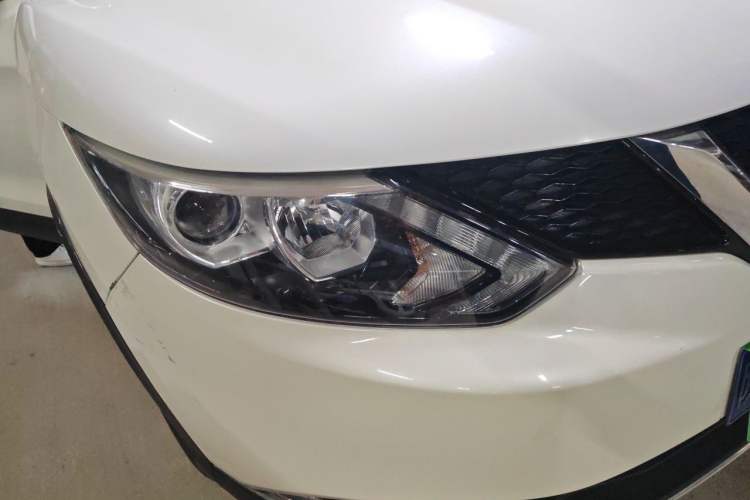 Used Nissan Qashqai 2017 2.0L CVT Smart Enjoyment Version China V Standard Right Front Headlight
