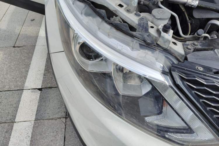 Used Nissan Qashqai 2017 2.0L CVT Smart Enjoyment Version China VI Standard Right Front Headlight