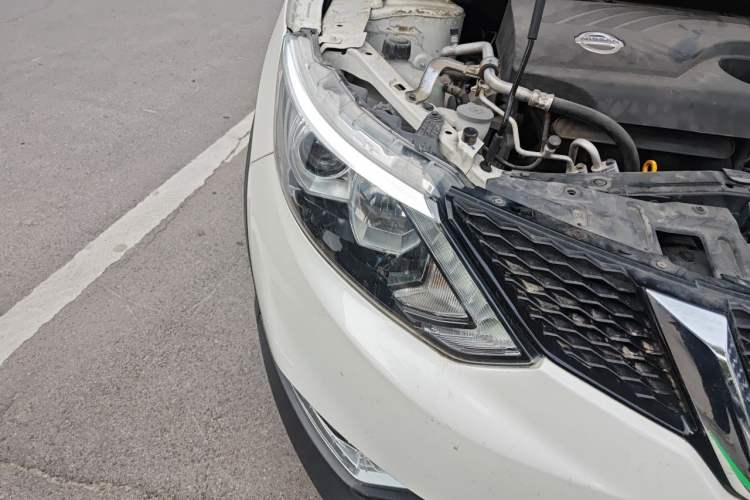 Used Nissan Qashqai 2017 2.0L CVT Smart Enjoyment Version China V Standard Right Front Headlight