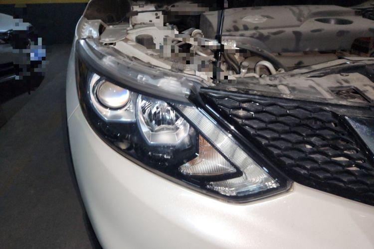 Used Nissan Qashqai 2017 2.0L CVT Elite Edition China V Standard Right Front Headlight