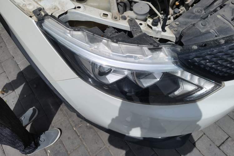 Used Nissan Qashqai 2017 2.0L CVT Smart Enjoyment Version China V Standard Right Front Headlight