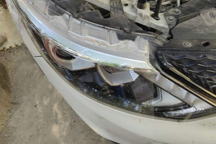 Used Nissan Qashqai 2017 2.0L CVT Smart Enjoyment Version China V Standard Right Front Headlight