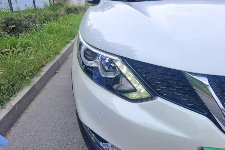 Used Nissan Qashqai 2017 2.0L CVT Smart Enjoyment Version China V Standard Right Front Headlight
