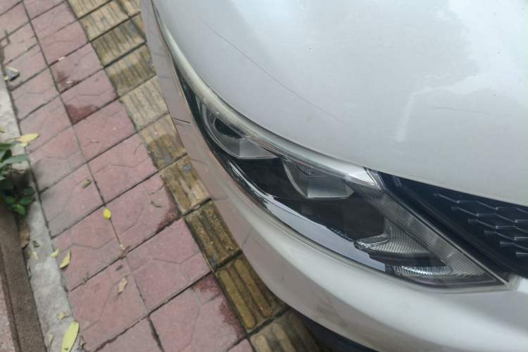 Used Nissan Qashqai 2017 2.0L CVT Elite Edition China V Standard Right Front Headlight