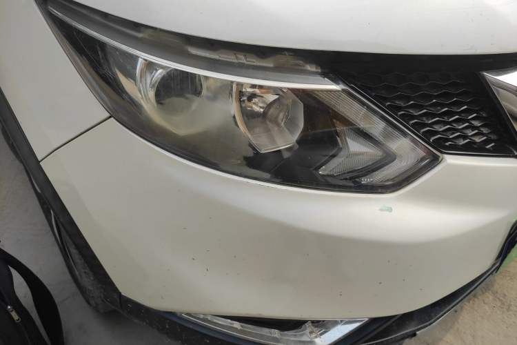 Used Nissan Qashqai 2017 2.0L CVT Smart Enjoyment Version China V Standard Right Front Headlight