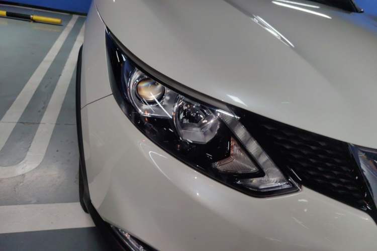 Used Nissan Qashqai 2017 2.0L CVT Smart Enjoyment Version China V Standard Right Front Headlight