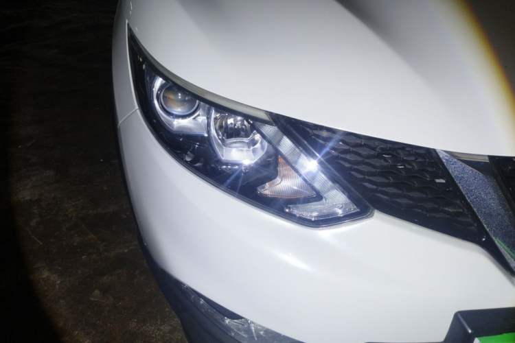 Used Nissan Qashqai 2017 2.0L CVT Smart Enjoyment Version China VI Standard Right Front Headlight