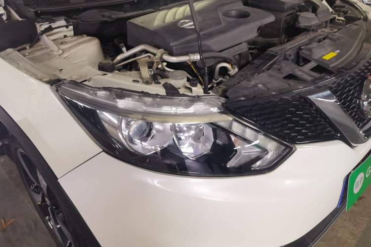 Used Nissan Qashqai 2017 2.0L CVT Smart Enjoyment Version China VI Standard Right Front Headlight