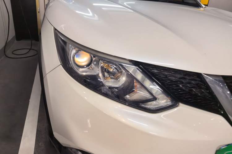 Used Nissan Qashqai 2017 2.0L CVT Smart Enjoyment Version China VI Standard Right Front Headlight