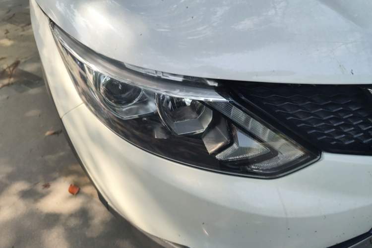 Used Nissan Qashqai 2017 2.0L CVT Smart Enjoyment Version China V Standard Right Front Headlight