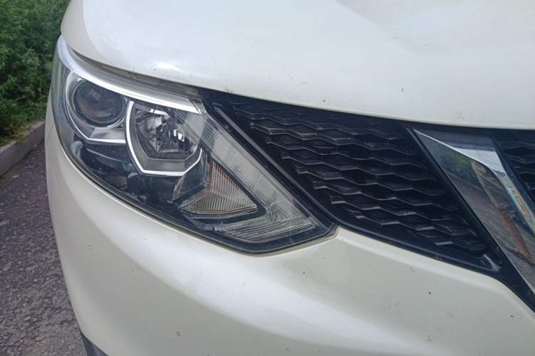 Used Nissan Qashqai 2017 2.0L CVT Smart Enjoyment Version China V Standard Right Front Headlight
