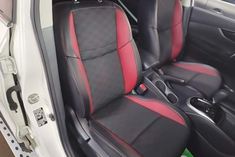 Used Nissan Qashqai 2017 2.0L CVT Smart Enjoyment Version China V Standard Right Front Seat