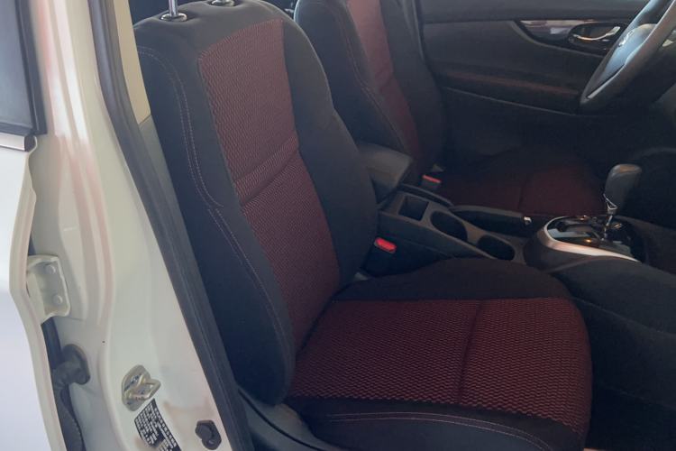 Used Nissan Qashqai 2017 2.0L CVT Elite Edition China V Standard Right Front Seat
