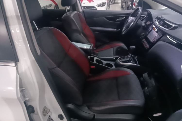 Used Nissan Qashqai 2017 2.0L CVT Smart Enjoyment Version China V Standard Right Front Seat