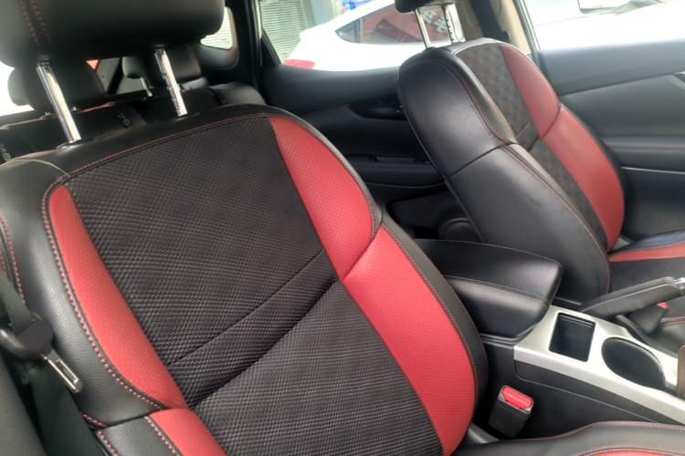 Used Nissan Qashqai 2017 2.0L CVT Smart Enjoyment Version China V Standard Right Front Seat