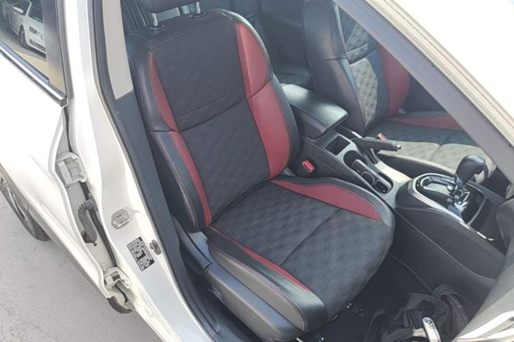 Used Nissan Qashqai 2017 2.0L CVT Smart Enjoyment Version China V Standard Right Front Seat